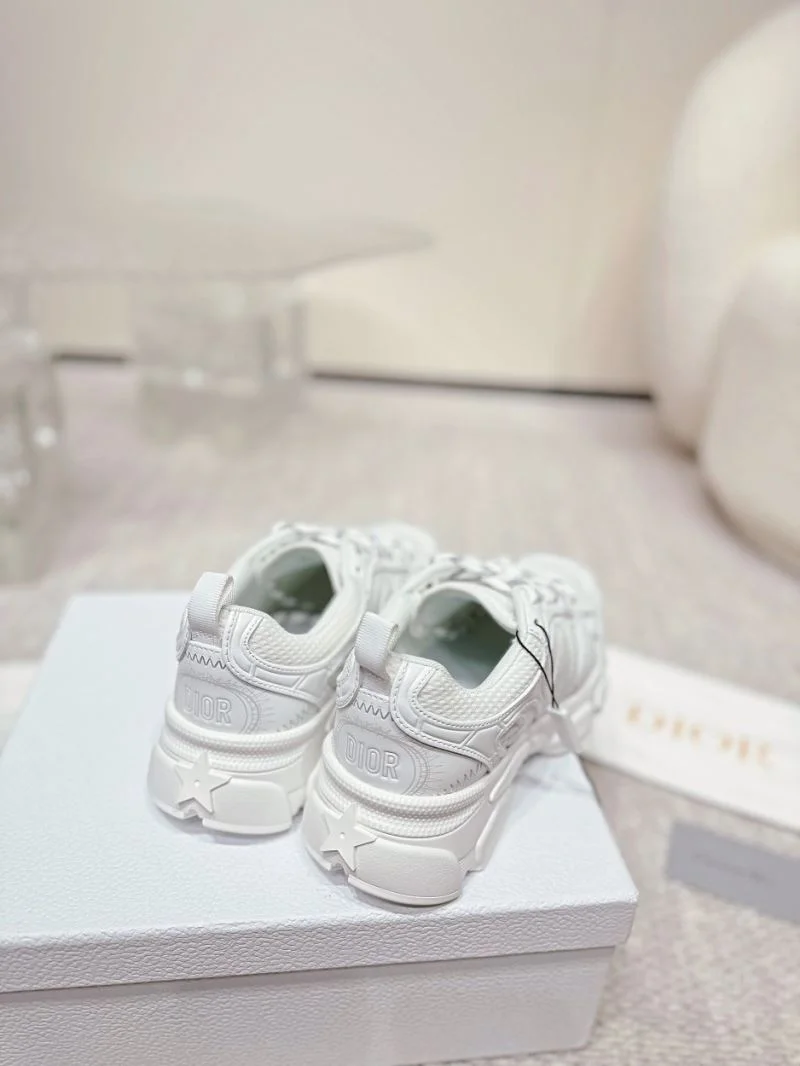 Classic Christian Dior Sneaker 20769