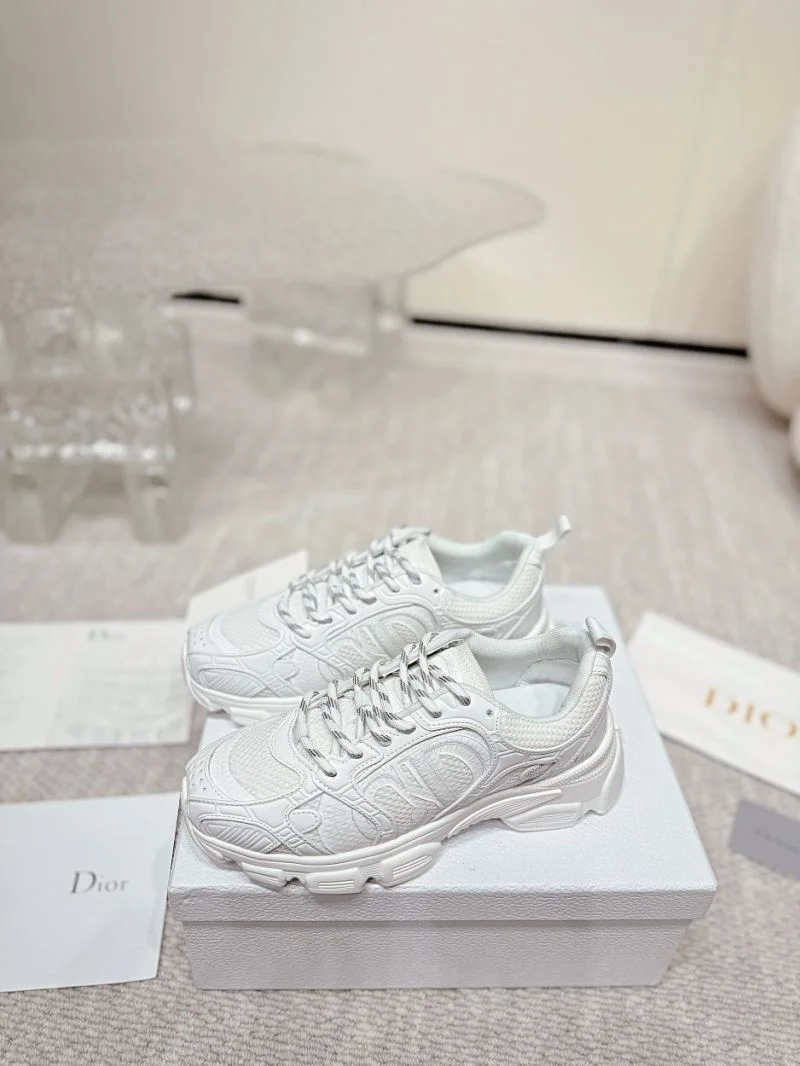 Classic Christian Dior Sneaker 20769