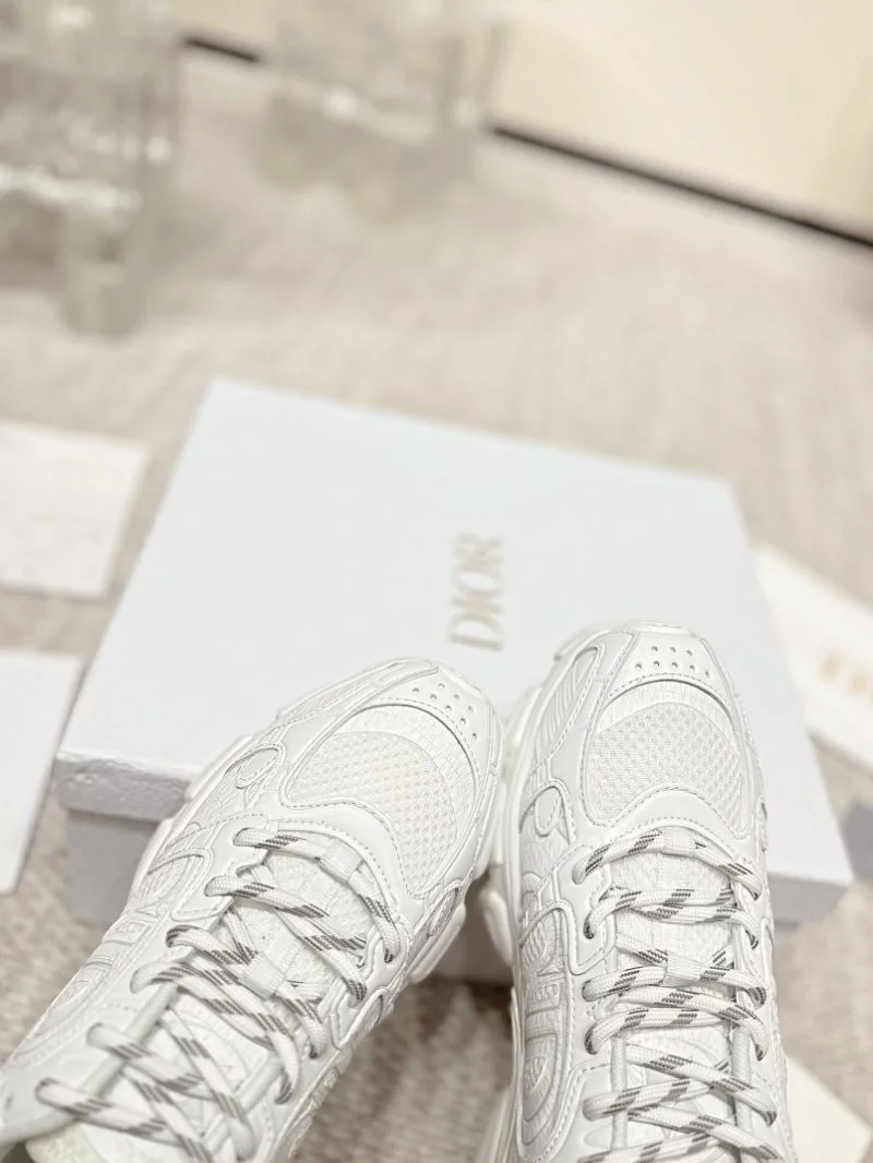 Classic Christian Dior Sneaker 20769