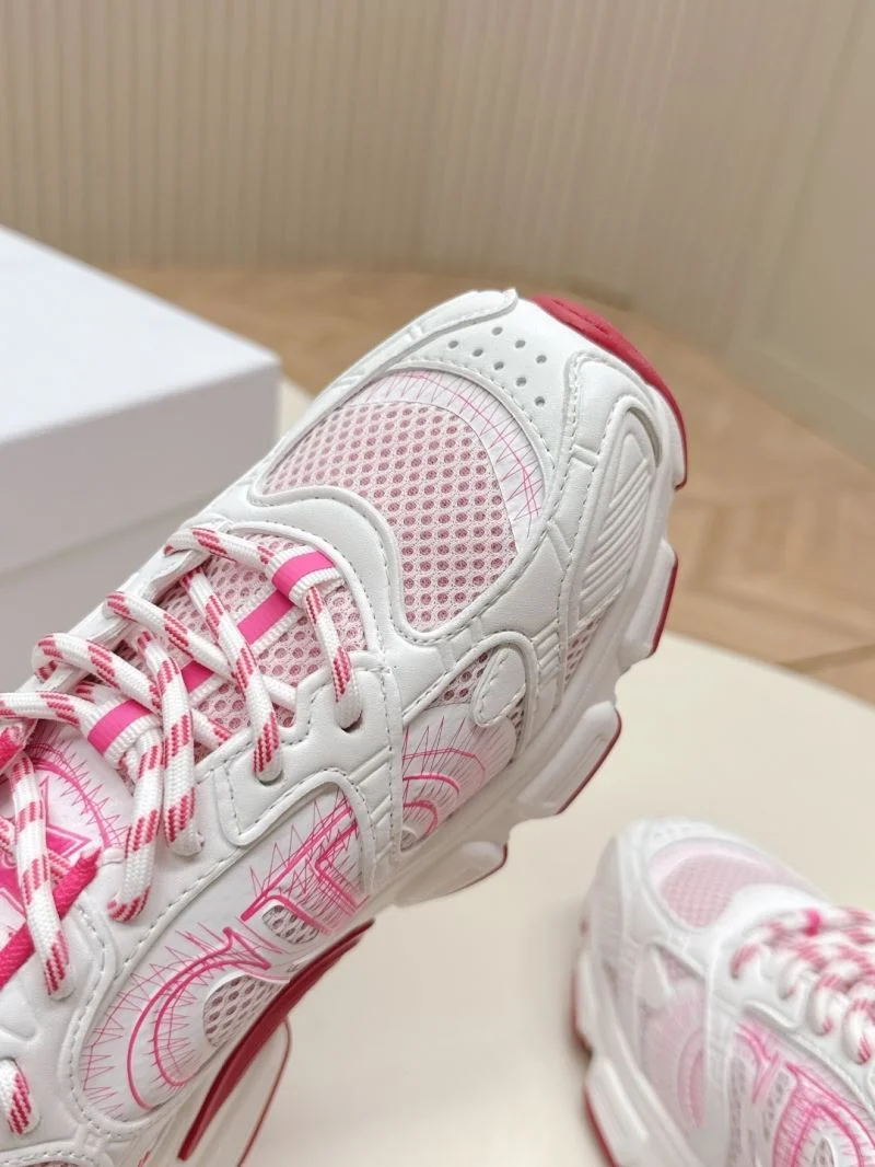 SunProtective Christian Dior Sneaker 20765