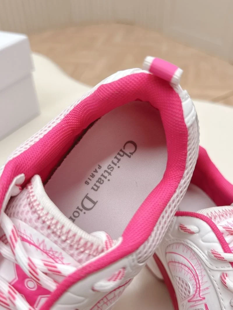 SunProtective Christian Dior Sneaker 20765