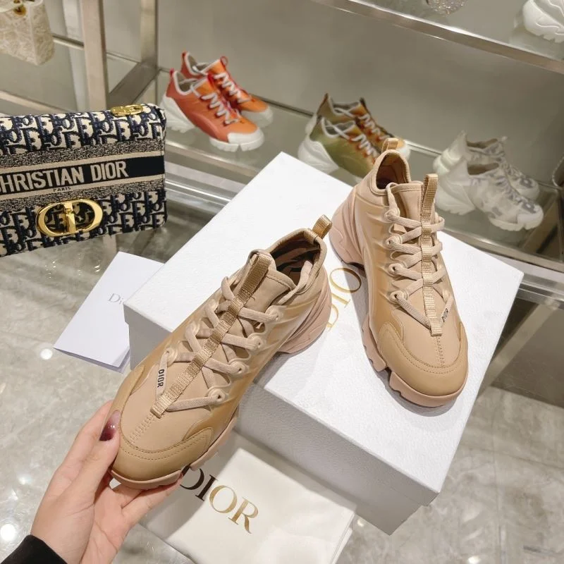 Elegant Christian Dior Sneaker 20747