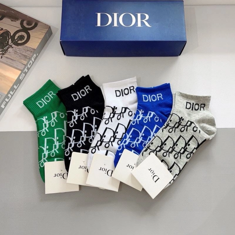 EyeCatching Christian Dior Socks 273358