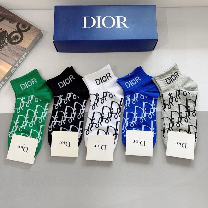EyeCatching Christian Dior Socks 273358