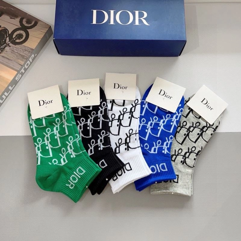 EyeCatching Christian Dior Socks 273358