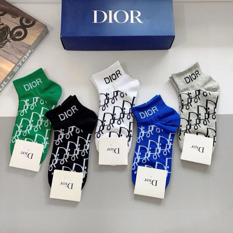 EyeCatching Christian Dior Socks 273358
