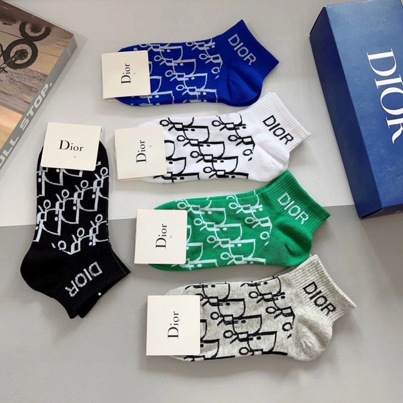 EyeCatching Christian Dior Socks 273358
