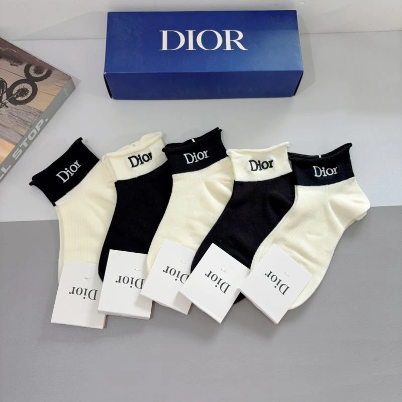 Affordable Christian Dior Socks 273348
