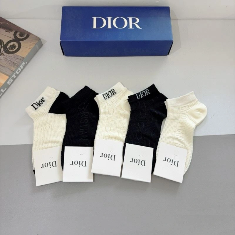 Comfortable Christian Dior Socks 273117