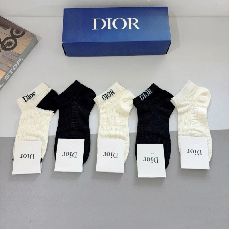 Comfortable Christian Dior Socks 273117