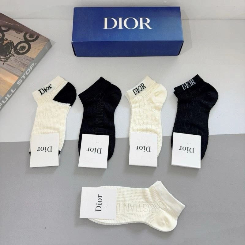 Comfortable Christian Dior Socks 273117