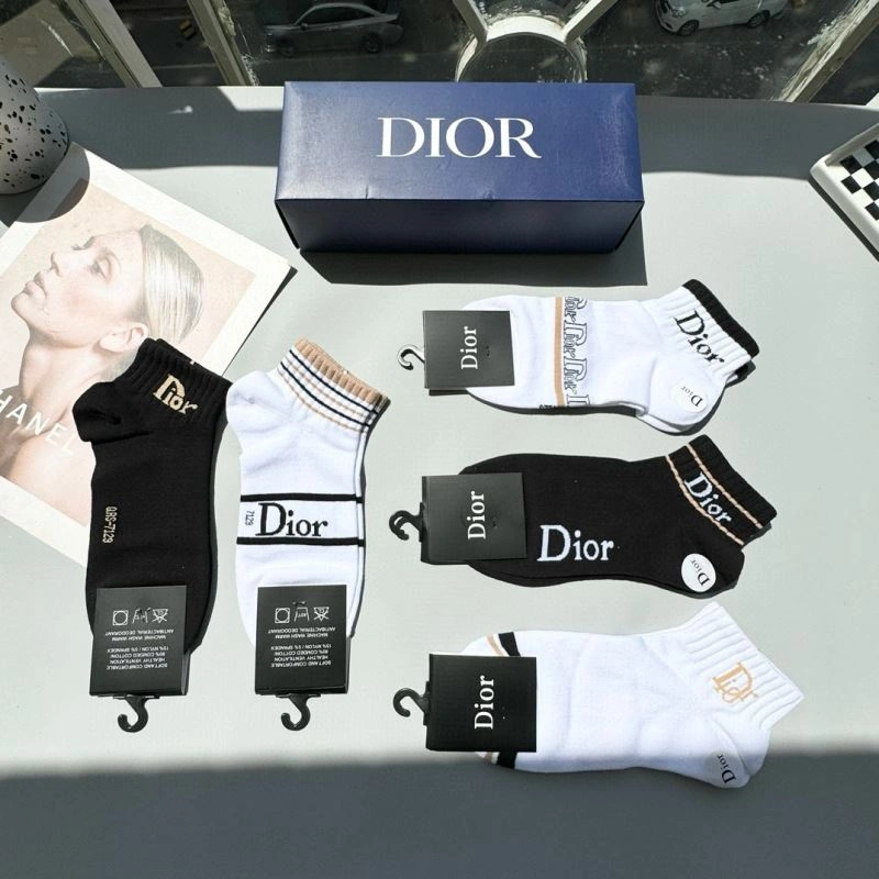 HighQuality Christian Dior Socks 273831