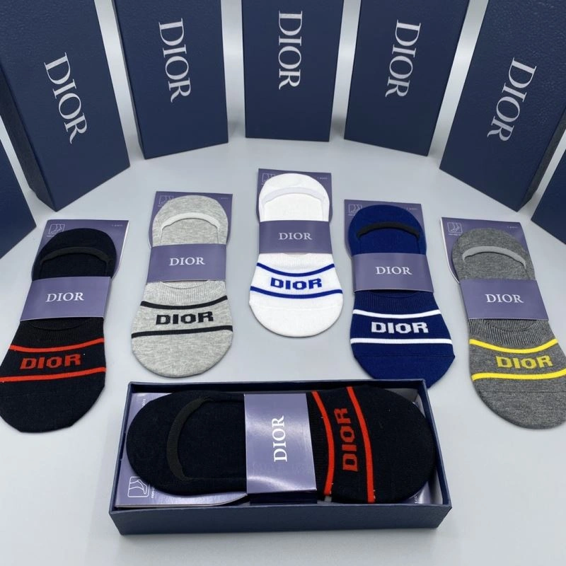 Minimalist Christian Dior Socks 274648