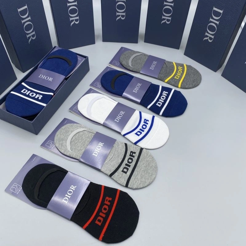 Minimalist Christian Dior Socks 274648