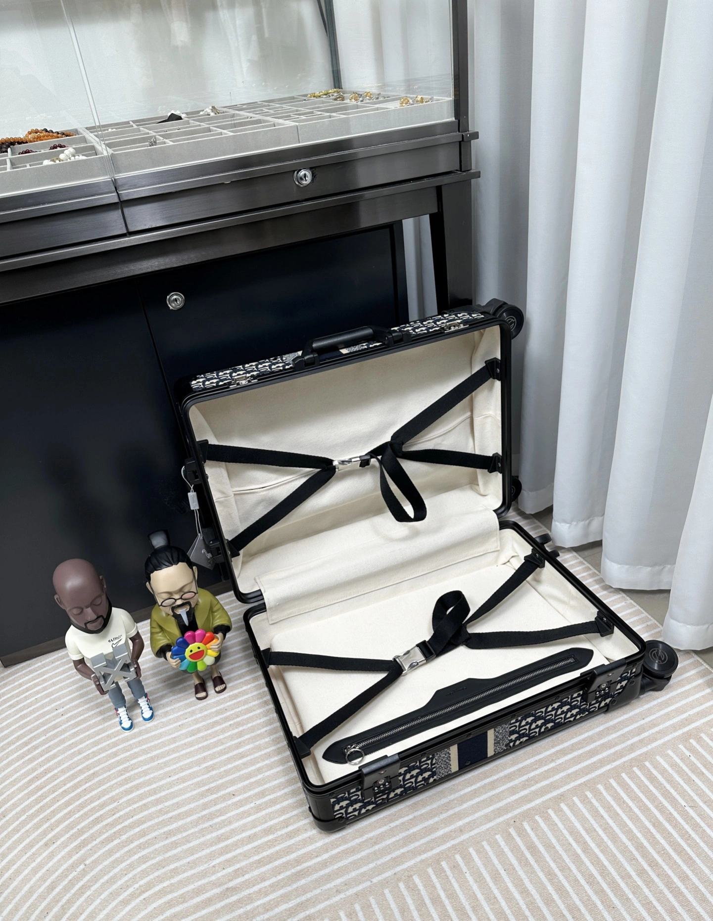 Vibrant Christian Dior Suitcase 71786