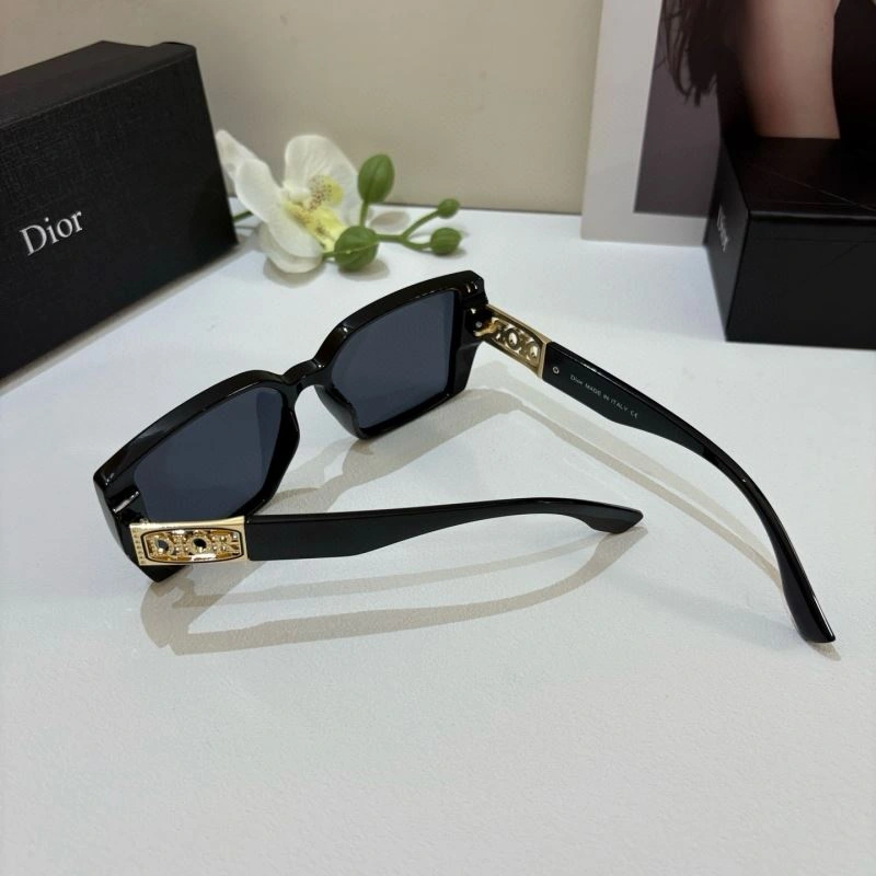 Christian Dior Sunglasses Neat 278735