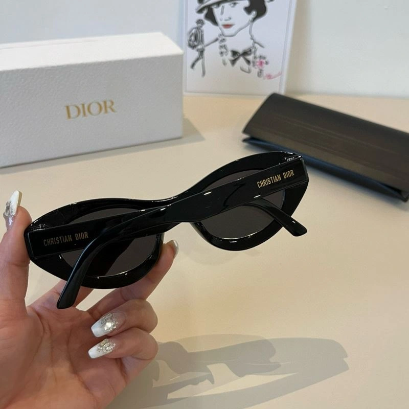 Neat Christian Dior Sunglasses 278734