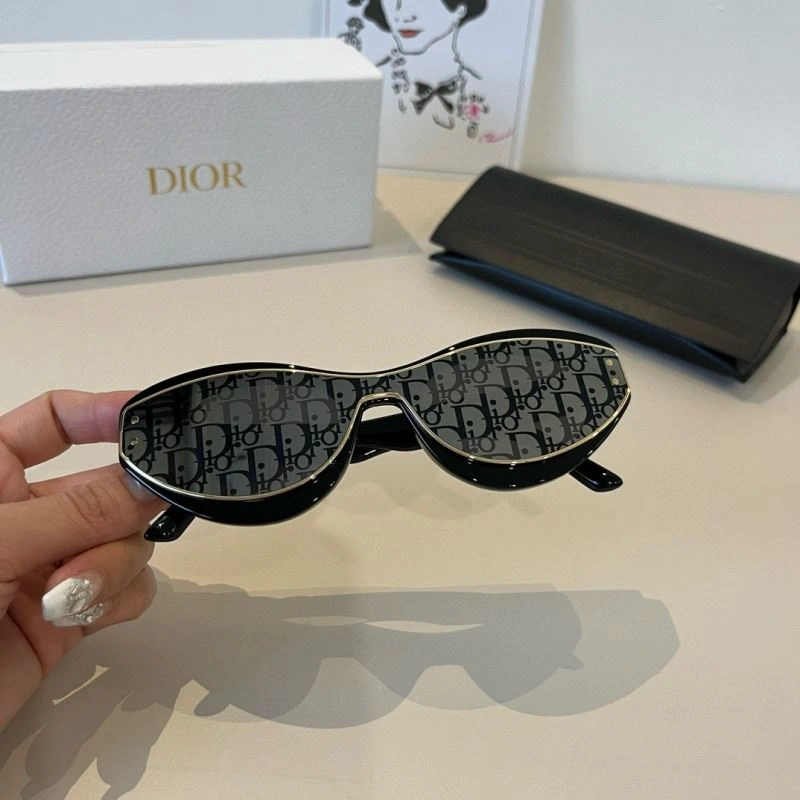 FlexibleFit Christian Dior Sunglasses 278733