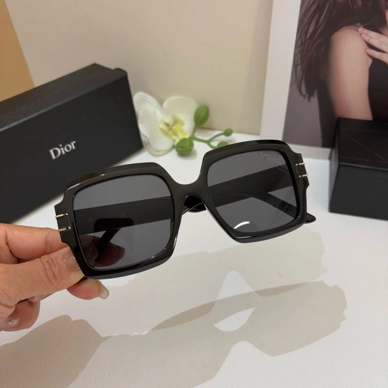 Christian Dior Sunglasses Vibrant 278731