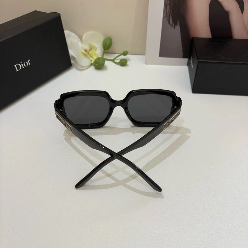 Christian Dior Sunglasses Vibrant 278731