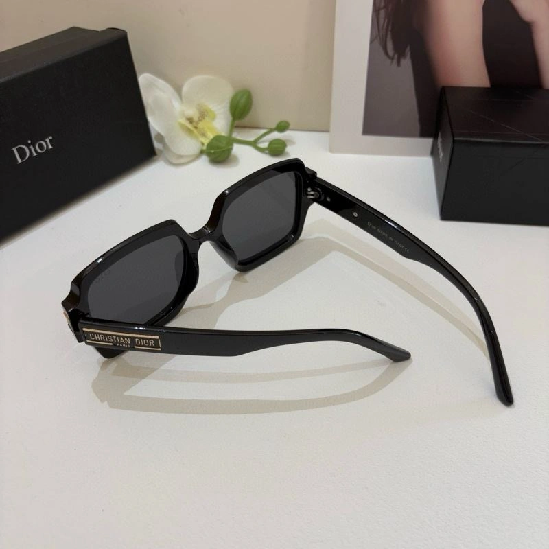 Christian Dior Sunglasses Vibrant 278731