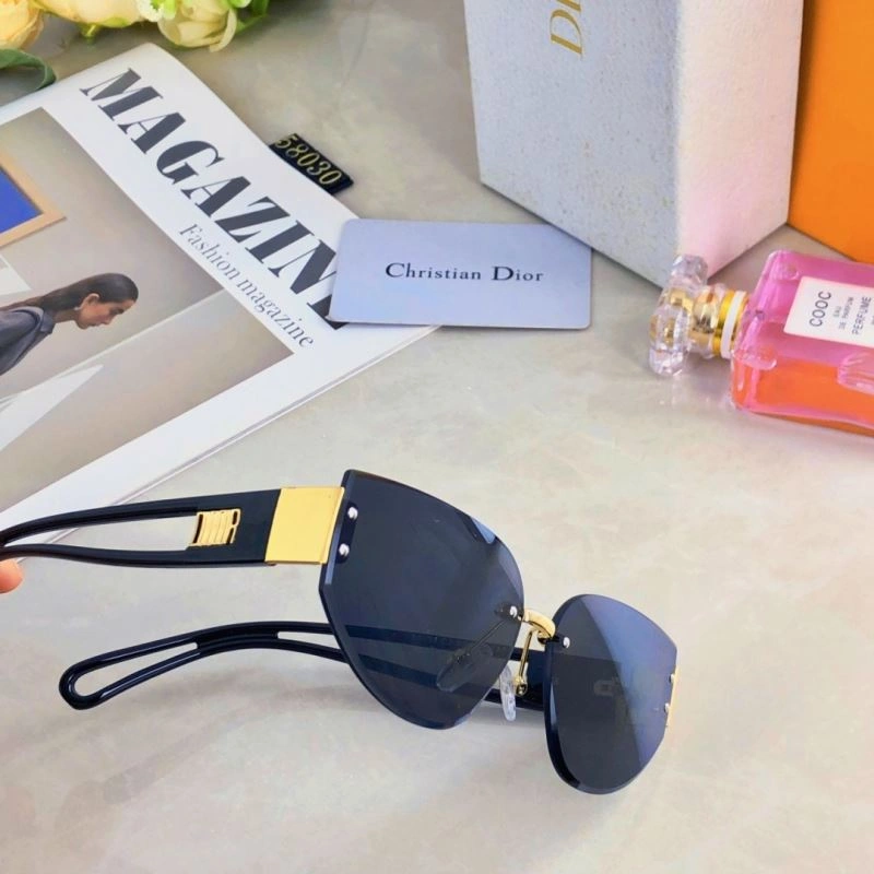 Christian Dior Sunglasses Elegant 278732