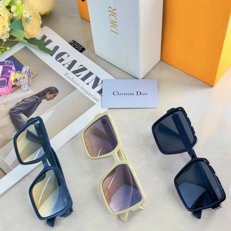 Elegant Christian Dior Sunglasses 278720