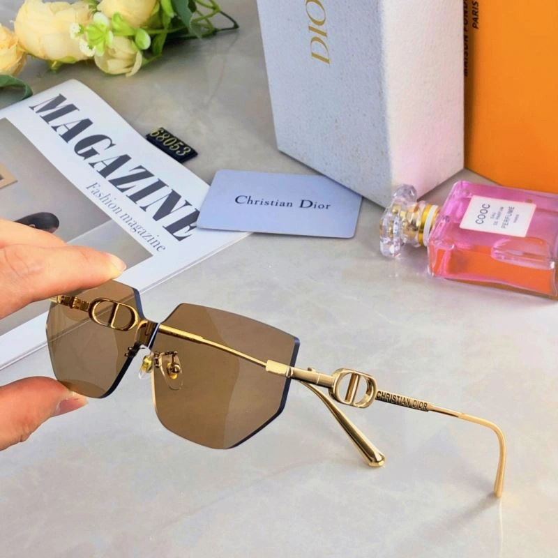 Youthful Christian Dior Sunglasses 278712
