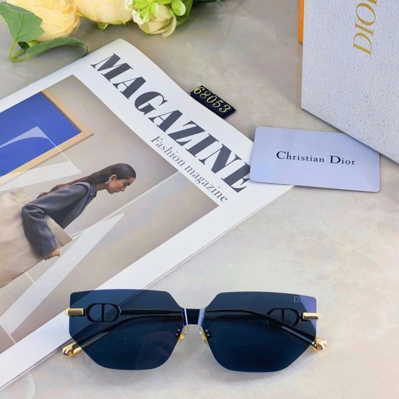 Youthful Christian Dior Sunglasses 278712