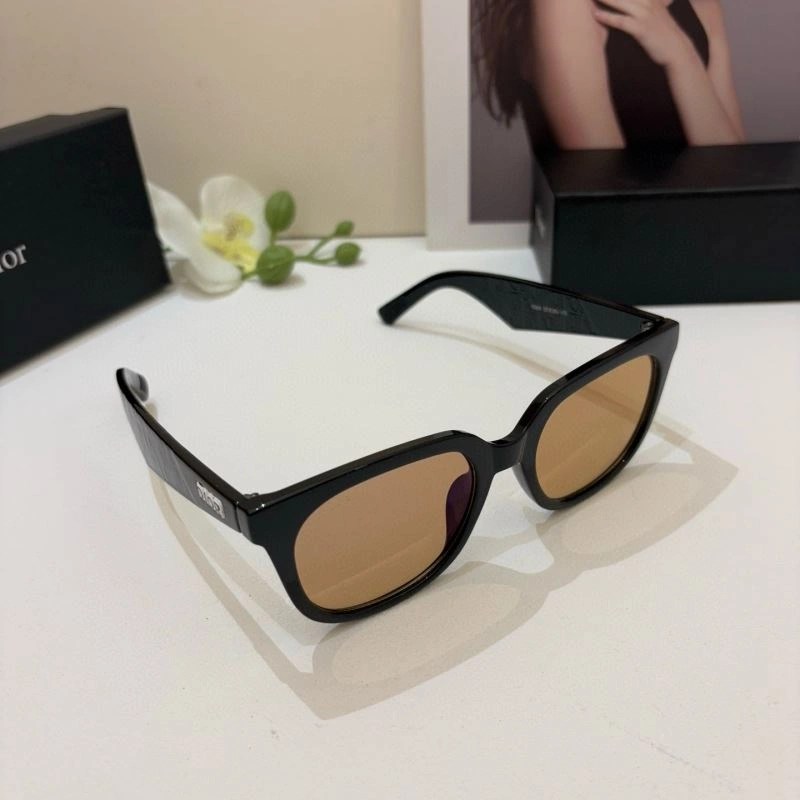 Christian Dior Sunglasses Sporty 278715