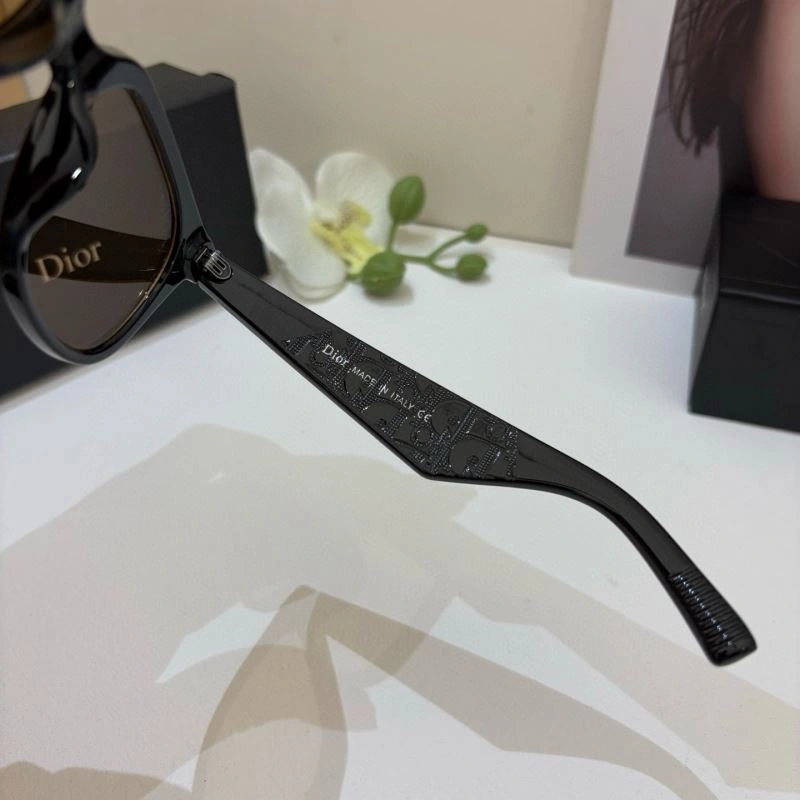 Christian Dior Sunglasses Sporty 278715