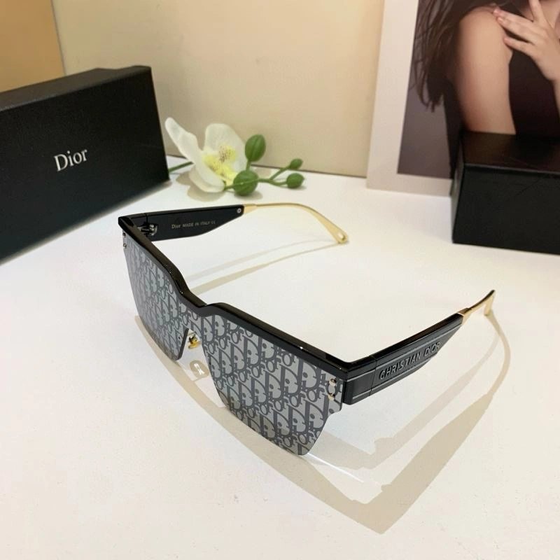 Christian Dior Sunglasses GoAnywhere 278706