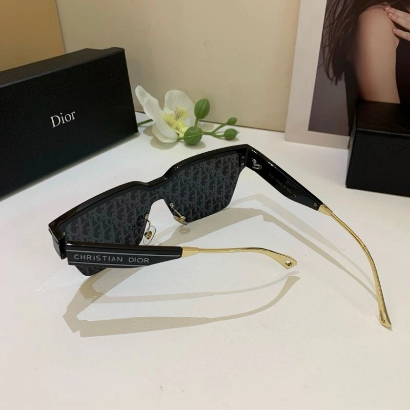 Christian Dior Sunglasses GoAnywhere 278706