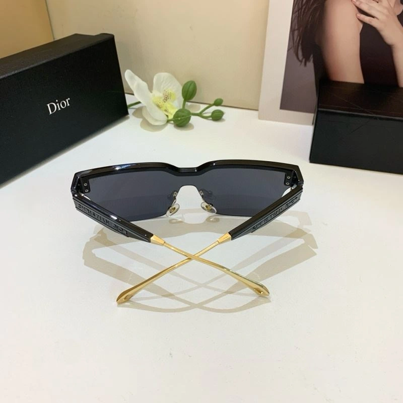 Vibrant Christian Dior Sunglasses 278709