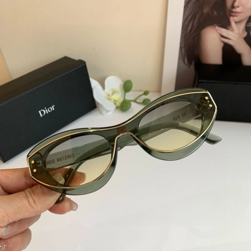 Christian Dior Sunglasses Casual 278714
