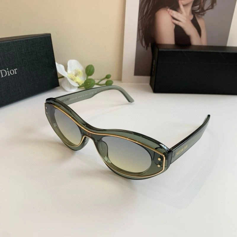 Christian Dior Sunglasses Casual 278714