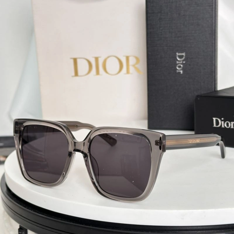 Christian Dior Sunglasses HighQuality 278717