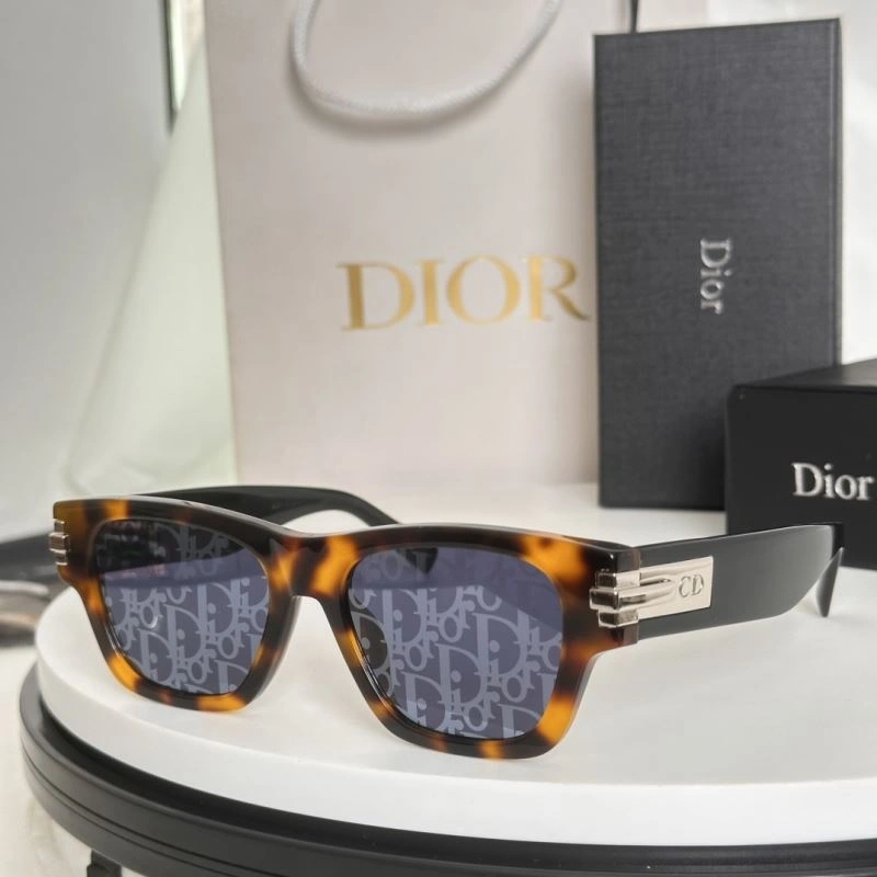 Christian Dior Sunglasses RelaxedFit 278729