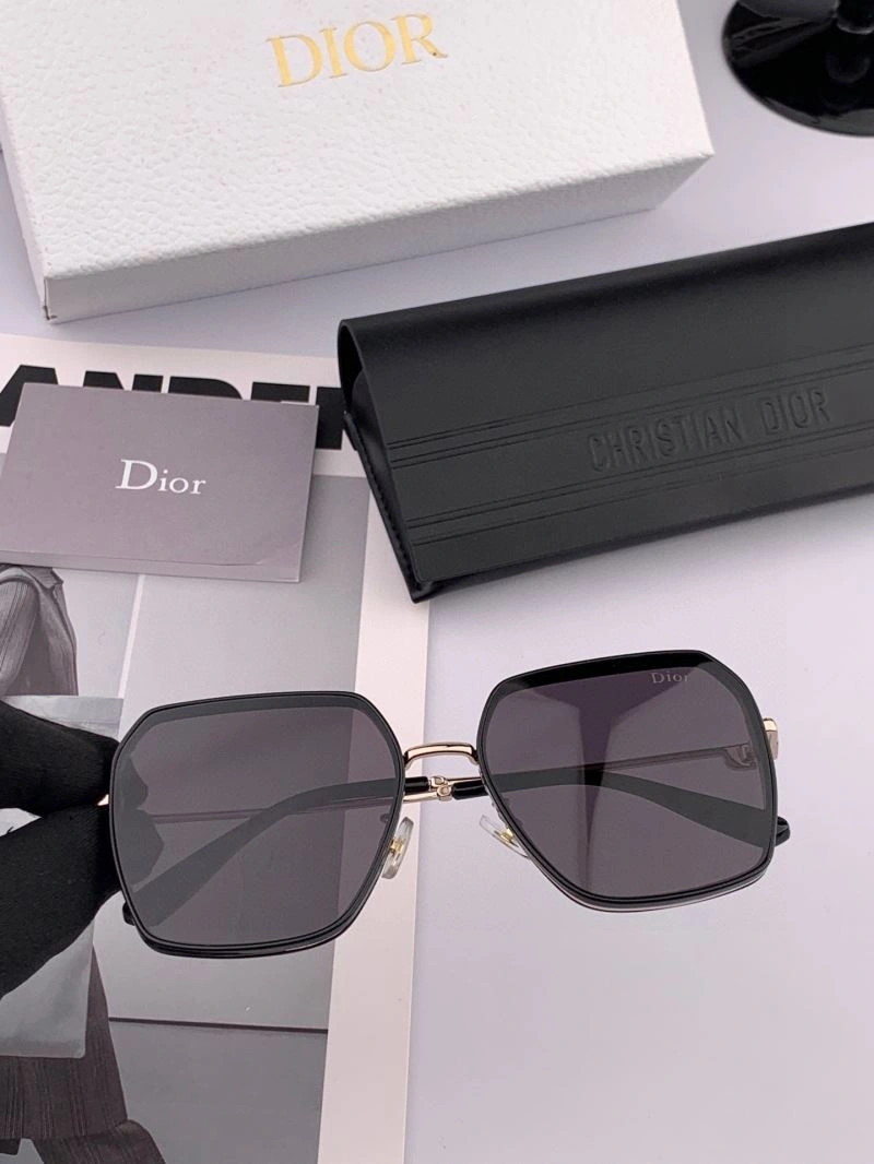 Christian Dior Sunglasses EasyMatch 278692