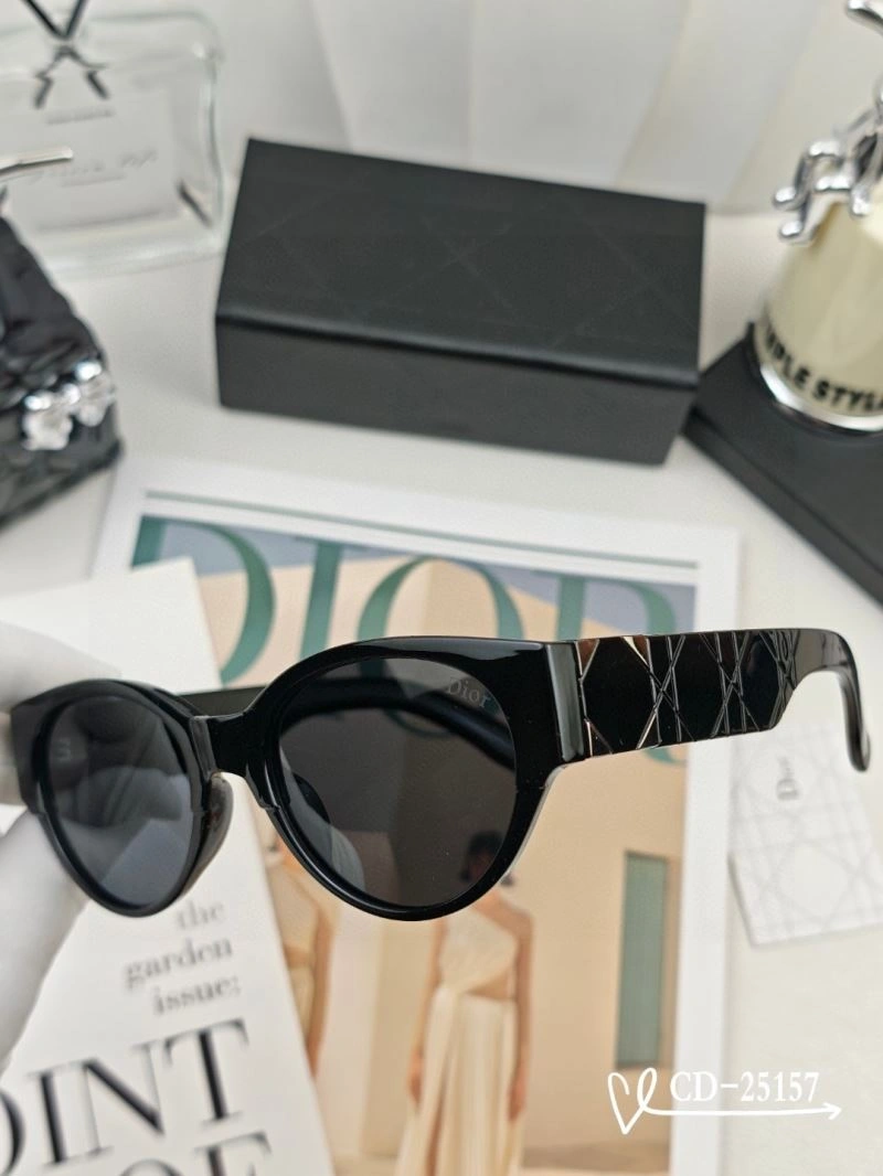Christian Dior Sunglasses Unisex 278674