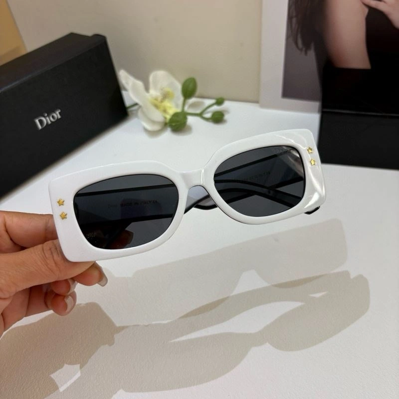 Christian Dior Sunglasses FashionForward 278661