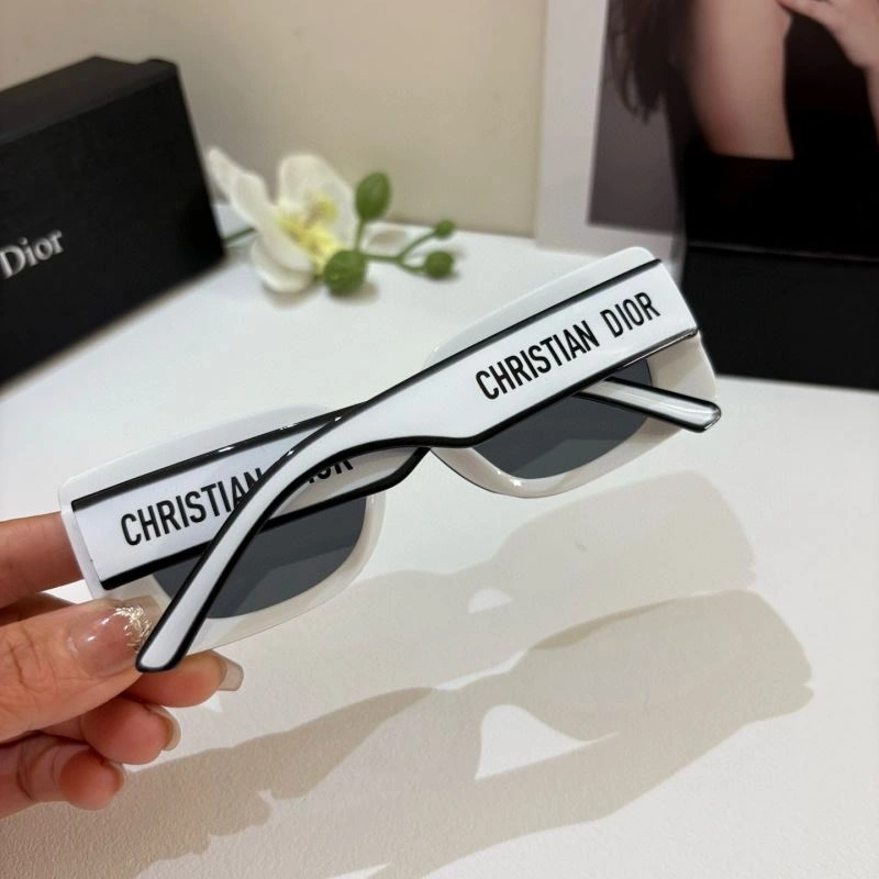 Christian Dior Sunglasses FashionForward 278661