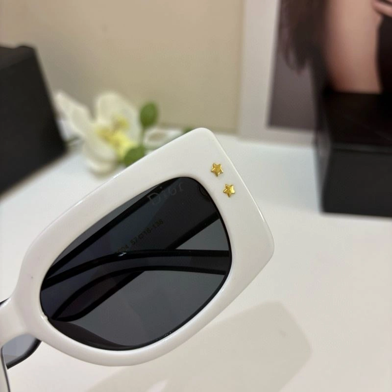 Christian Dior Sunglasses FashionForward 278661