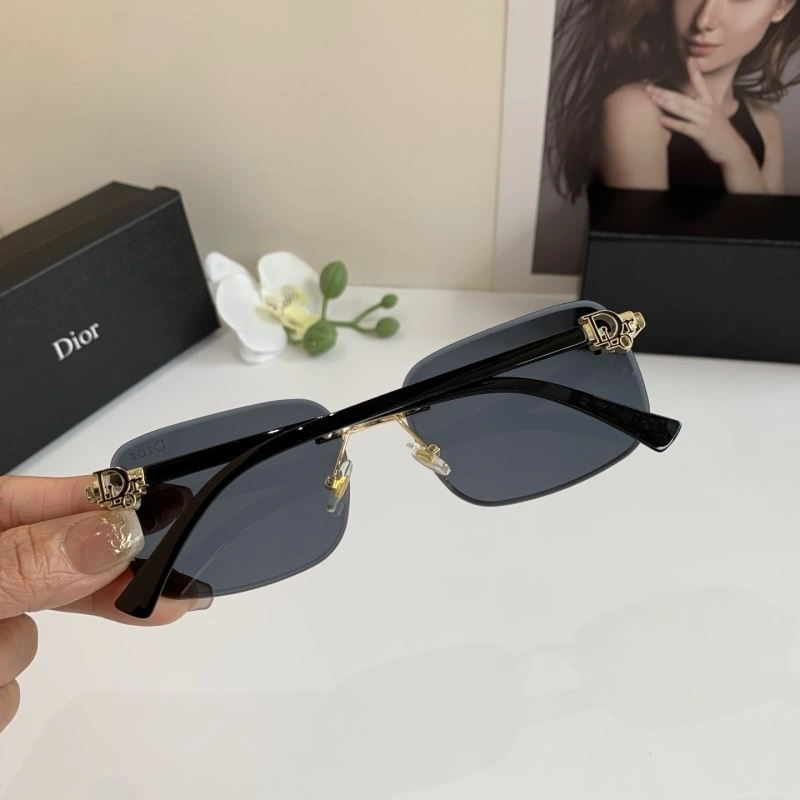 Christian Dior Sunglasses OnTrend 278671