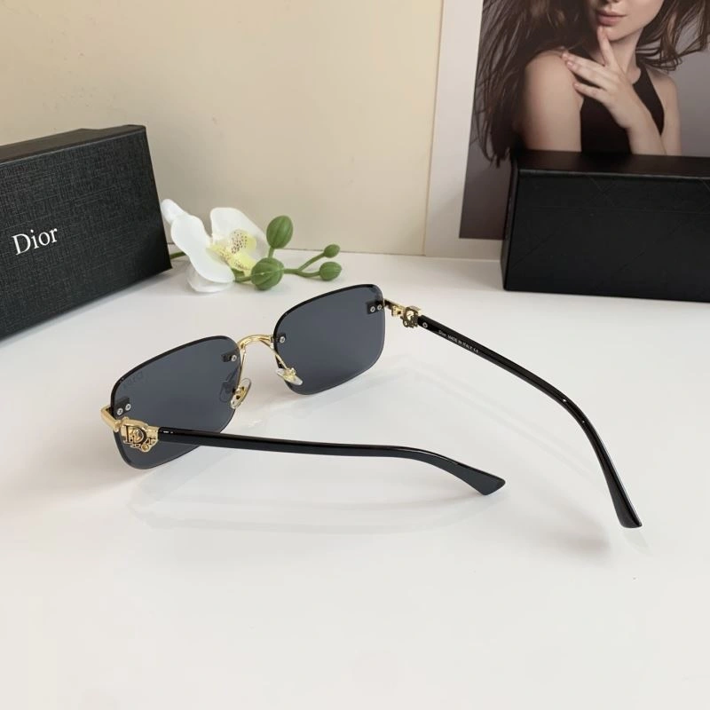Christian Dior Sunglasses OnTrend 278671