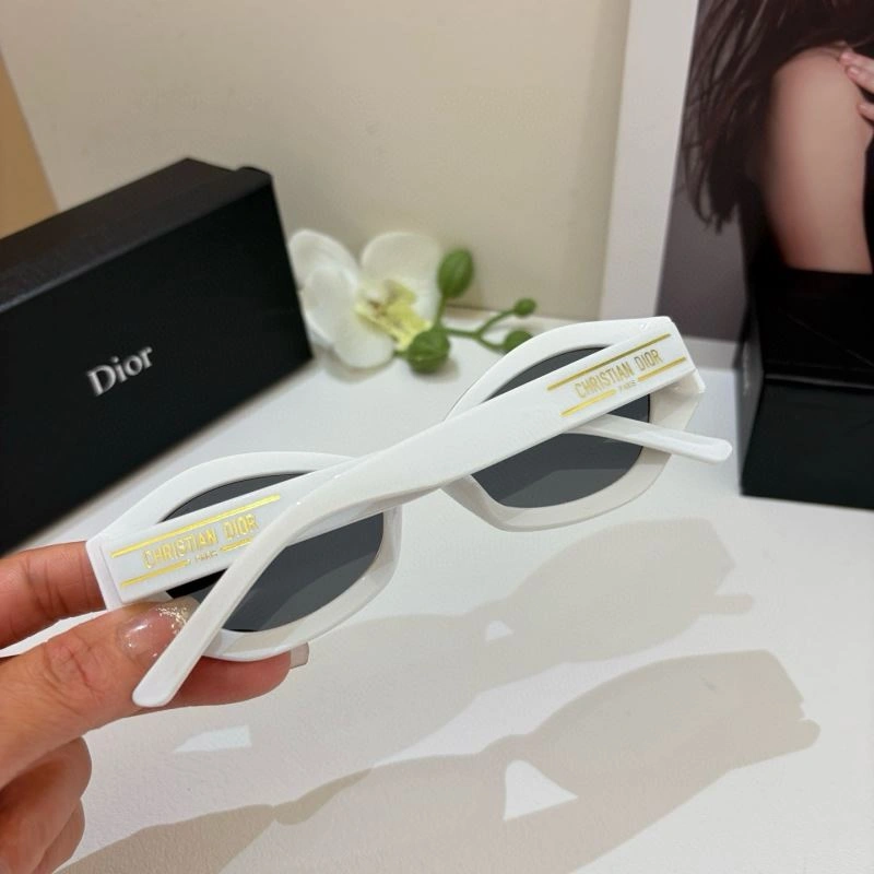 Christian Dior Sunglasses Chic 278663