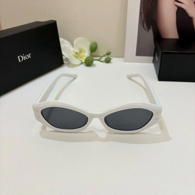 Christian Dior Sunglasses Chic 278663
