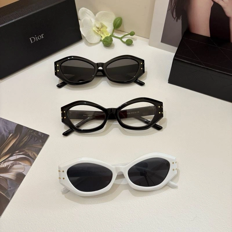 Christian Dior Sunglasses Chic 278663