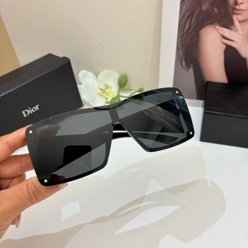 Functional Christian Dior Sunglasses 278650