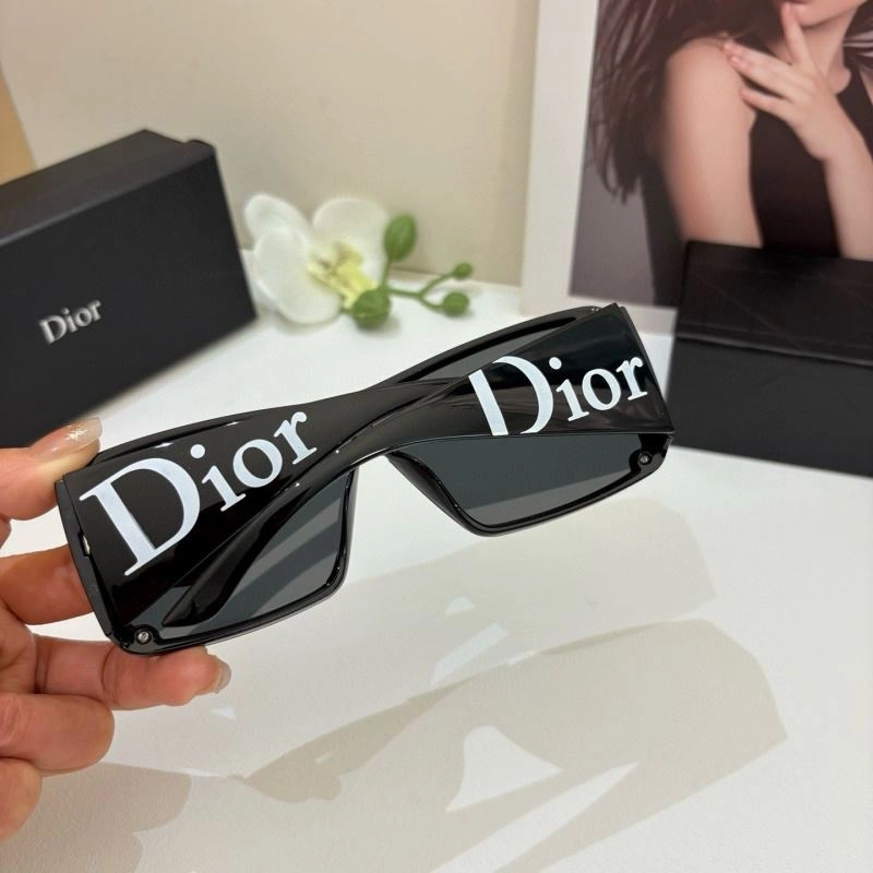 Functional Christian Dior Sunglasses 278650